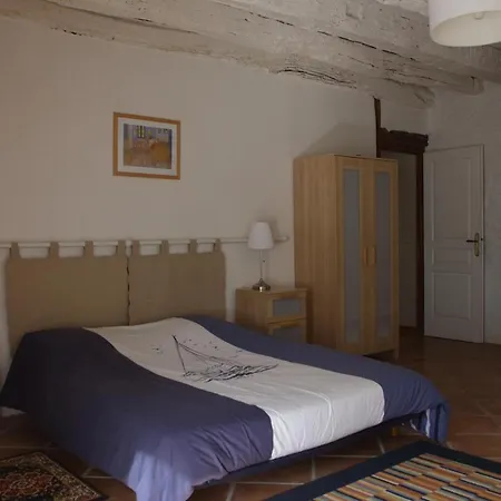 Les Tours De Bombel 3* Saint-Amand-de-Coly