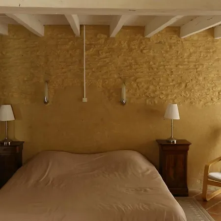 Les Tours De Bombel Bed and Breakfast Saint-Amand-de-Coly