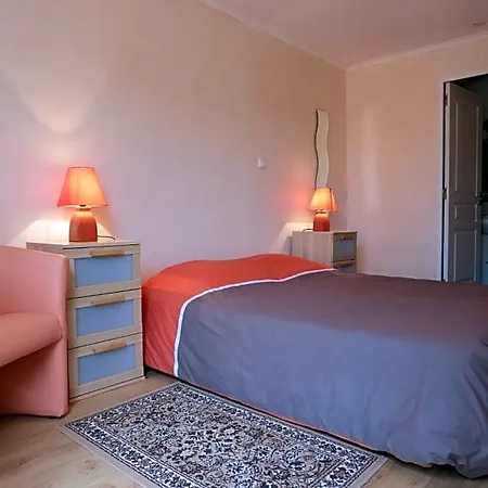 Les Tours De Bombel Couette-café 3*