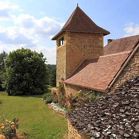 Les Tours De Bombel