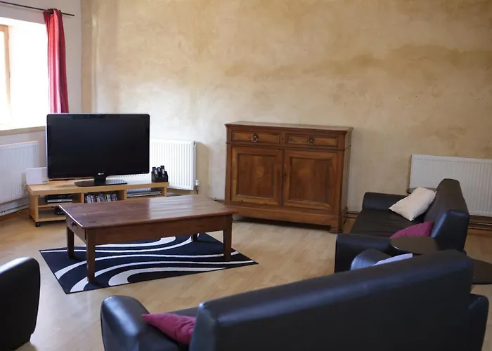 Les Tours De Bombel Couette-café Saint-Amand-de-Coly